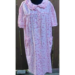 Grannycore Womens Sleepwear House Dress Pink Floral Nightgown  Pearl Snap Front